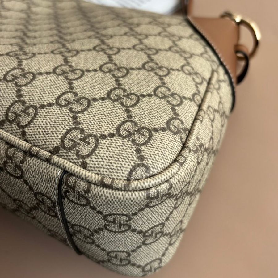 ::GUCCI:: Emblem 滿版花紋 拼接棕色皮革中號肩背包 托特包-10