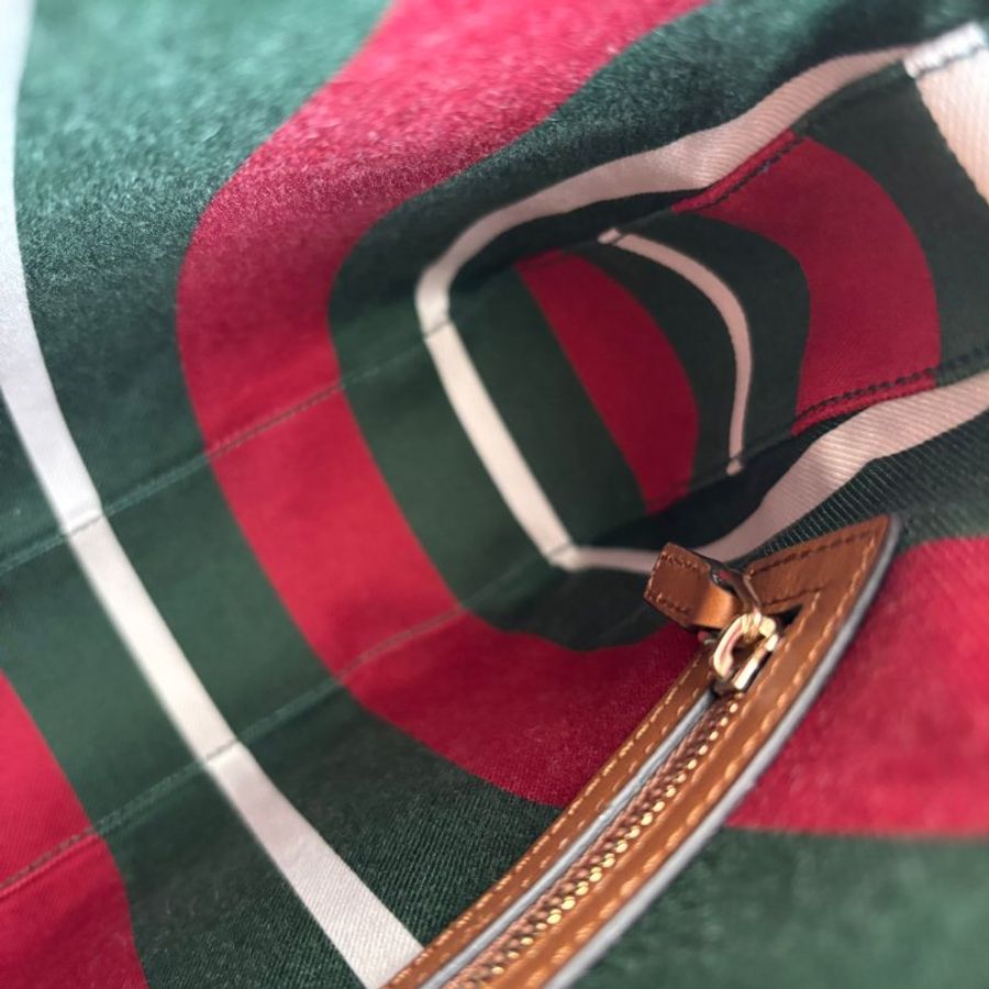 ::GUCCI:: Emblem 滿版花紋 拼接棕色皮革中號肩背包 托特包-28
