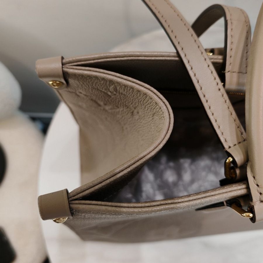 Lv on the go mm-11