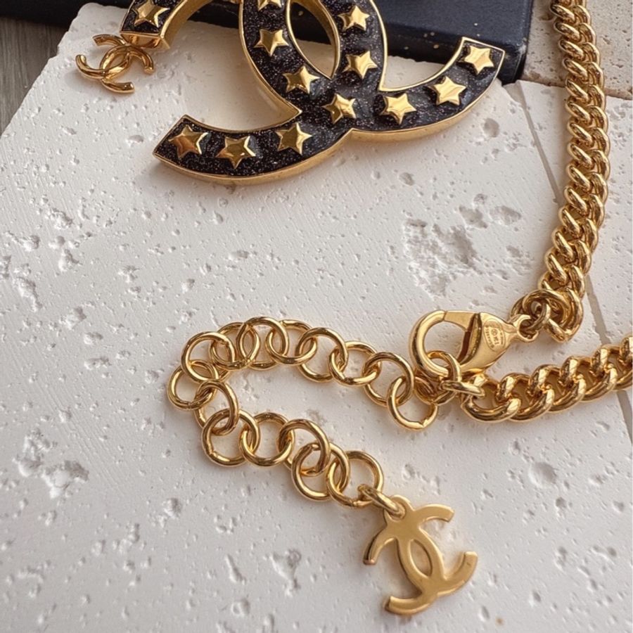 CHANEL 黑色雙C星星字母長項鍊-5