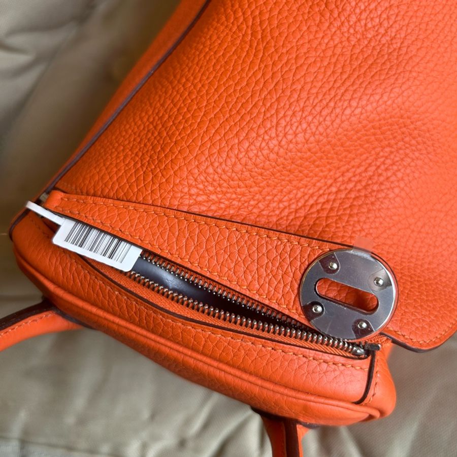 Hermes Lindy26 閒置帶原膜🔥櫃上配貨4️⃣0️⃣萬抱出🧡-18