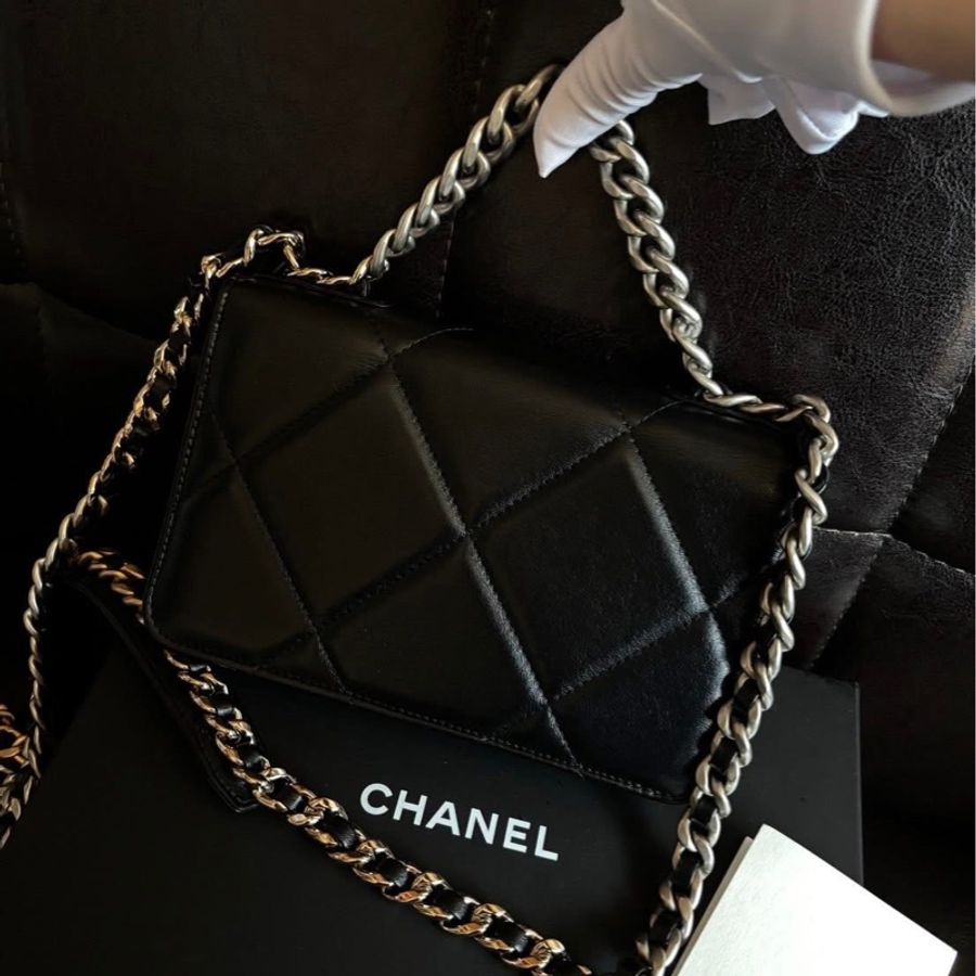 chanel19woc黑銀 極新全配-4