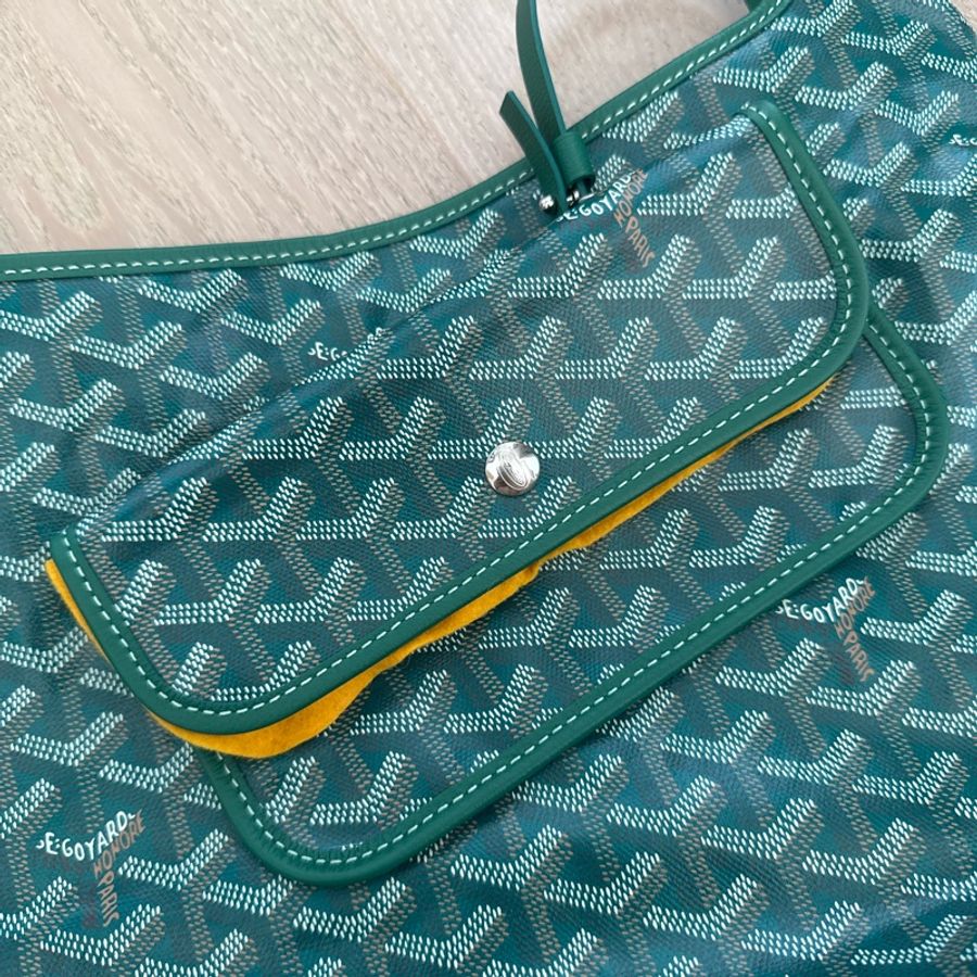 Goyard Hobo Bag-12