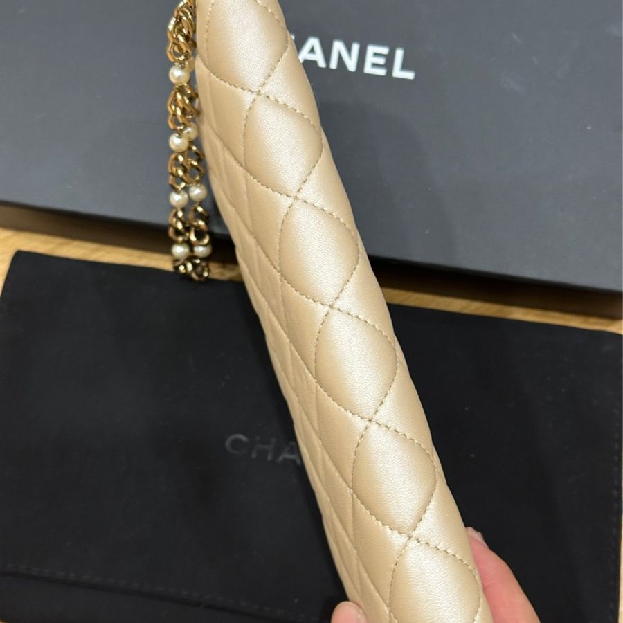 新年發財 錢包🧧CHANEL 香奈兒 香檳金 小羊皮 珍珠鏈條 拉鍊長夾 喜歡來議價❤️-1