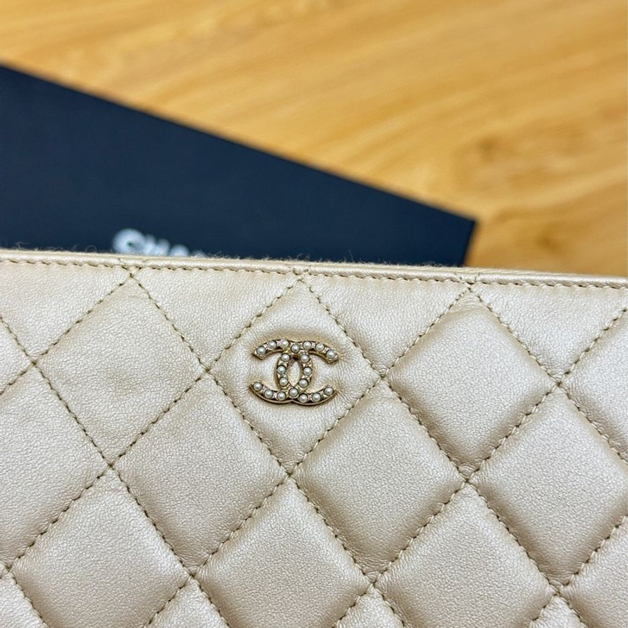 新年發財 錢包🧧CHANEL 香奈兒 香檳金 小羊皮 珍珠鏈條 拉鍊長夾 喜歡來議價❤️-6