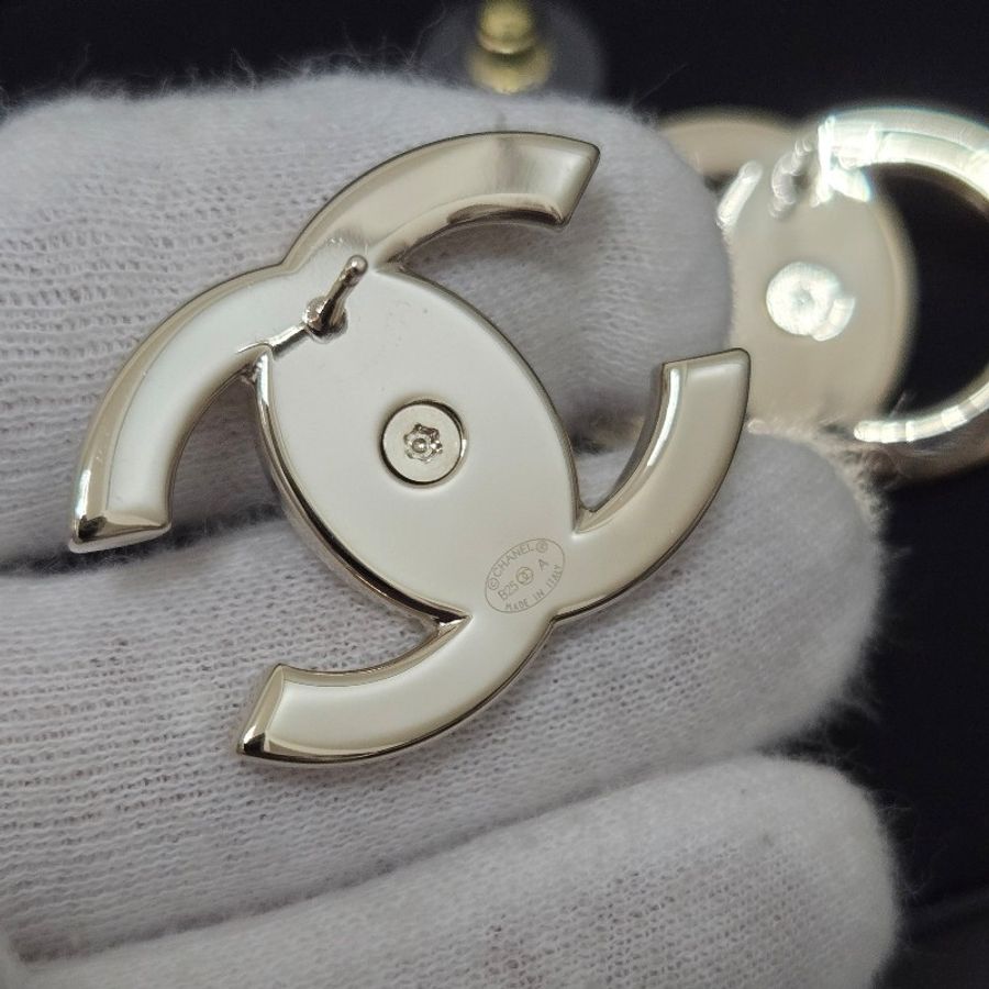 香奈兒 Chanel 書包釦金色雙C logo 耳環-15