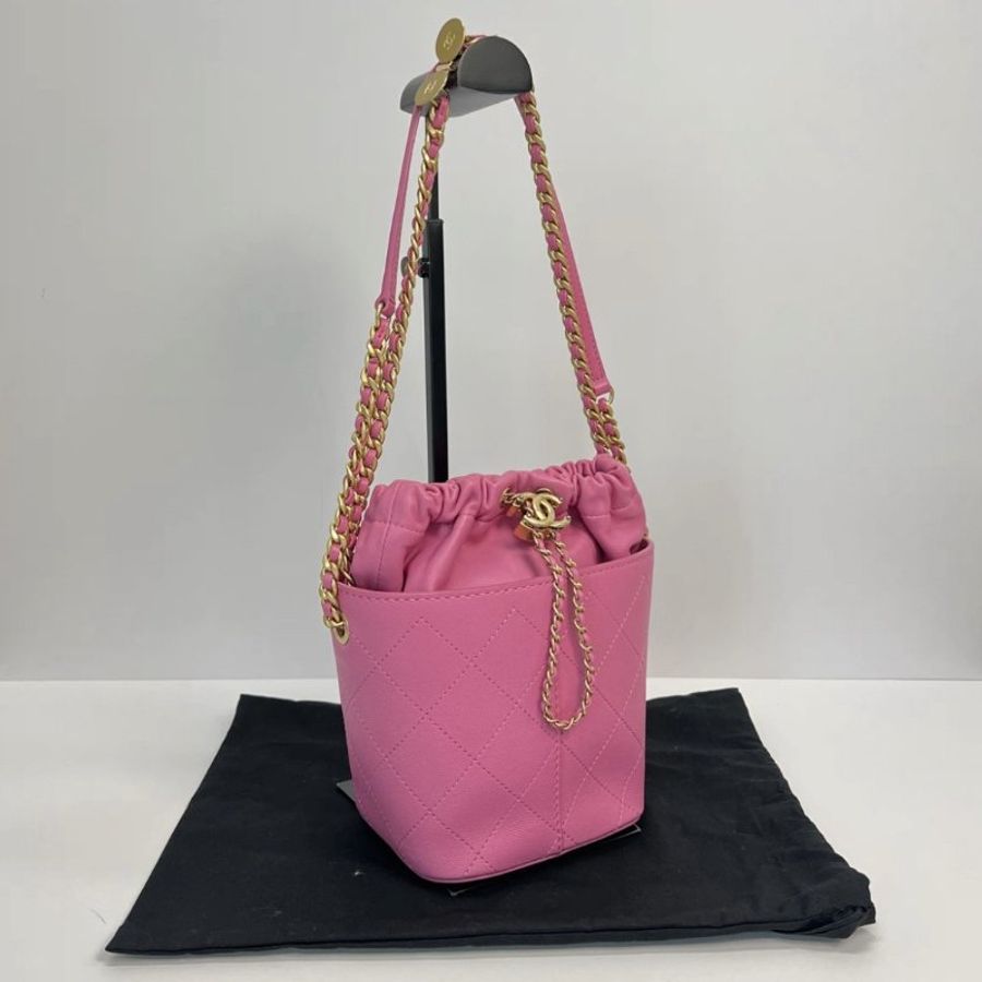 CHANEL drawstring bag紫色金扣水桶包18*21*12 全新閒置配件盒子塵袋保卡-1