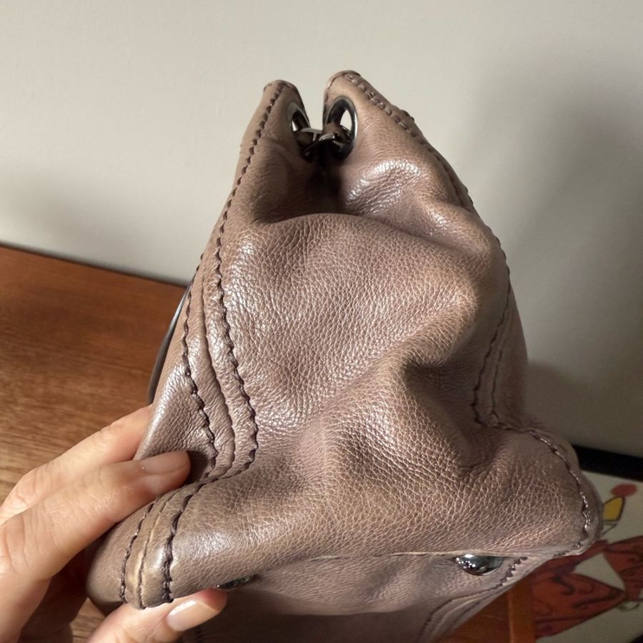 PRADA Glace 牛皮鏈帶包-23