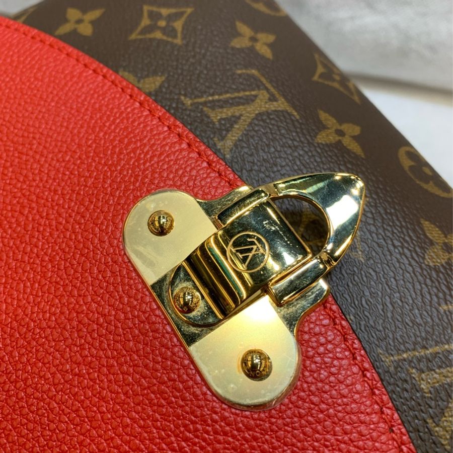 Louis Vuitton Saint Placide-5