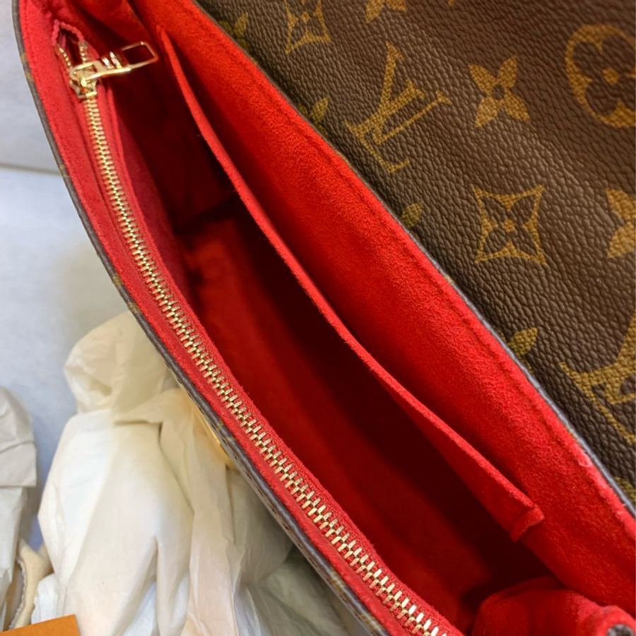 Louis Vuitton Saint Placide-15