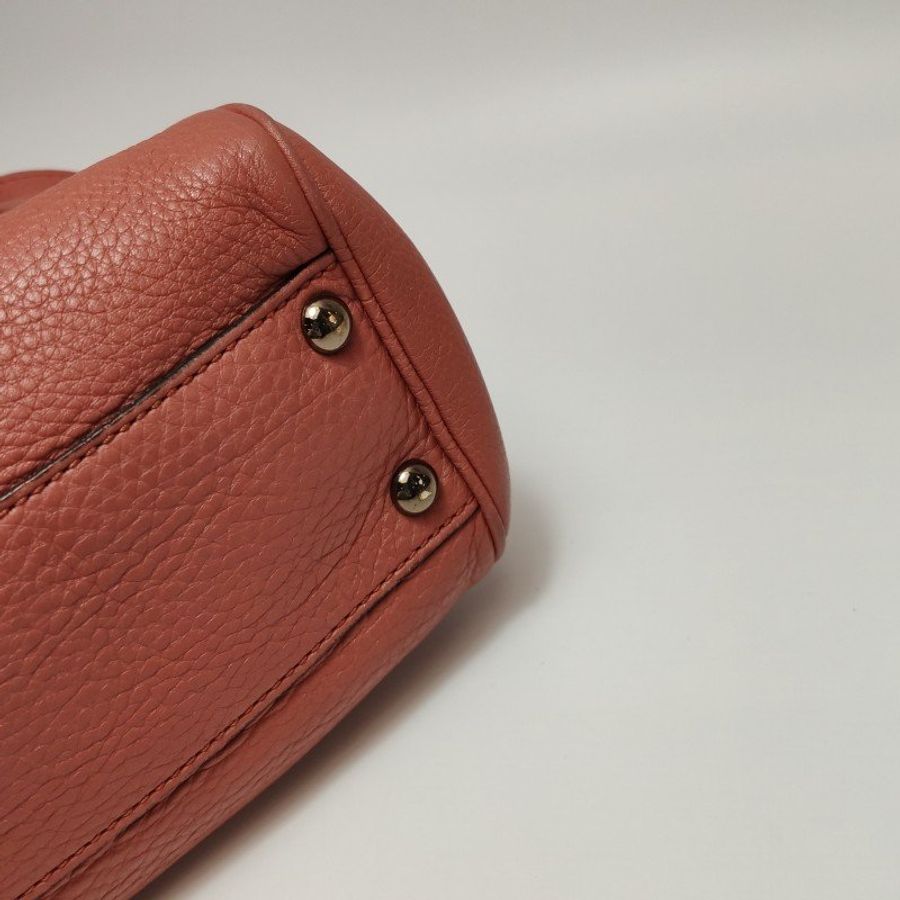 Gucci Miss Bamboo 牛皮 純色 字母 Logo 竹節 手柄 斜背包 單肩包-16