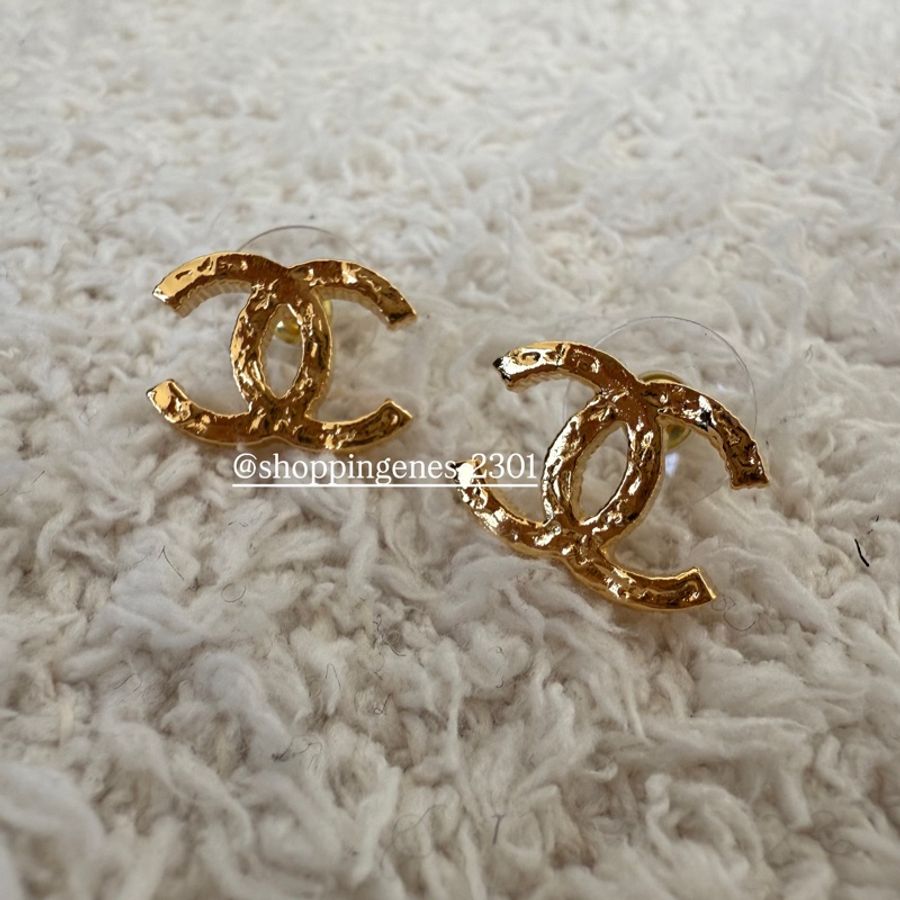 香奈兒 Chanel 全新品 經典logo金色波紋耳環-5