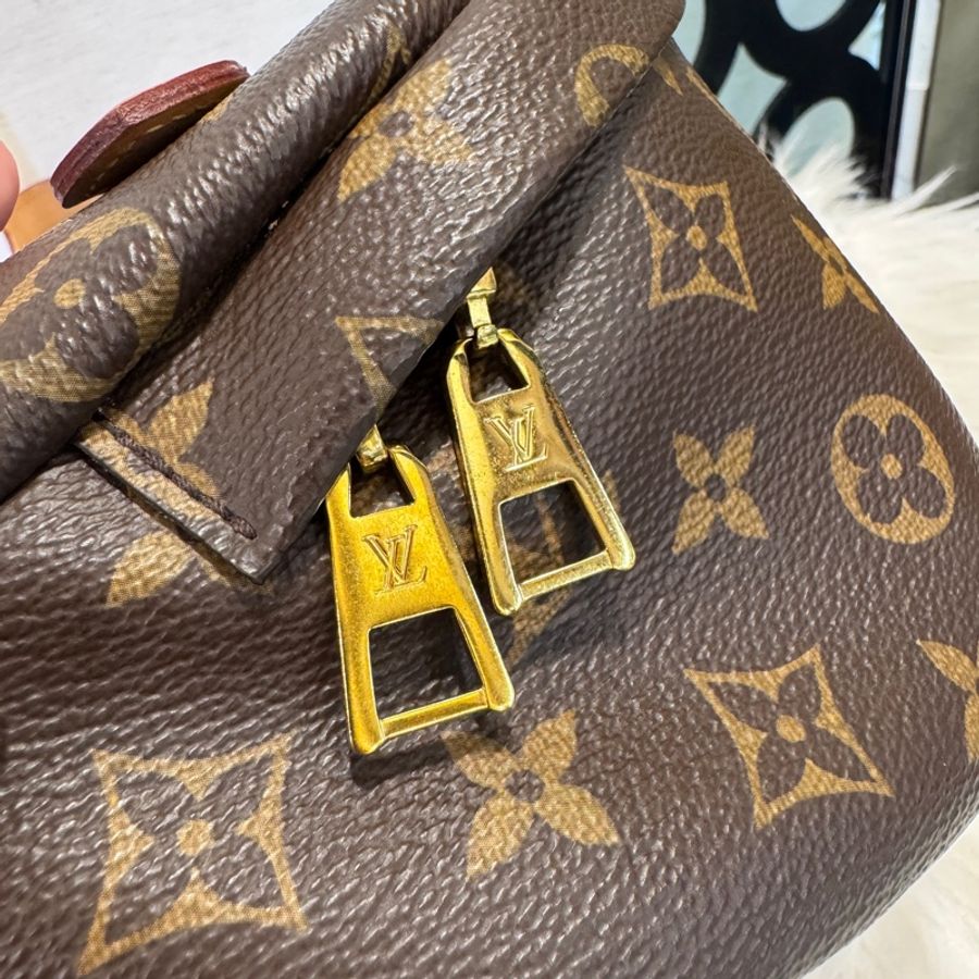 LV Bumbag 老花胸腰包 晶片款 絕版品-6