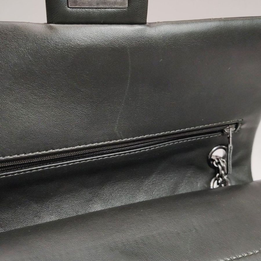 Chanel 2.55 Flag Bag 季節限定款 大號 漆皮 菱格 絎縫 長方形旋扣 單肩包-10