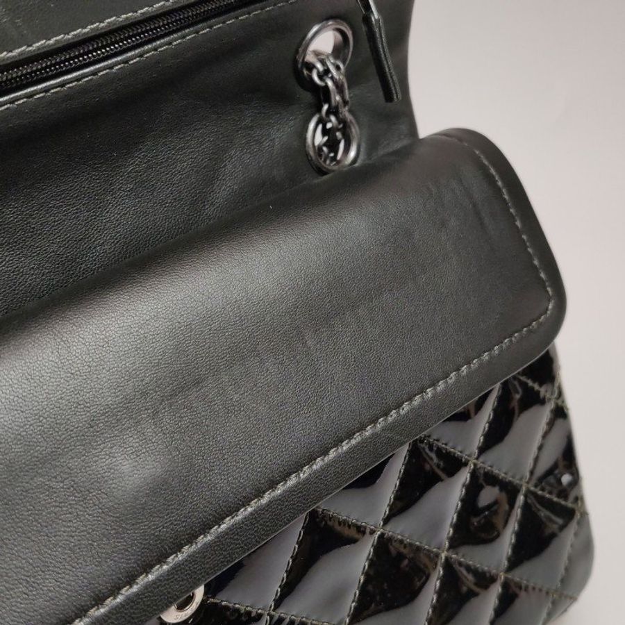 Chanel 2.55 Flag Bag 季節限定款 大號 漆皮 菱格 絎縫 長方形旋扣 單肩包-14