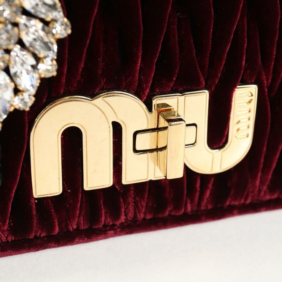 【日本直送】Miu Miu Matelasse Bijoux 單肩包,天鵝絨材質,酒紅色,金色,正品,貨號 118941M-19