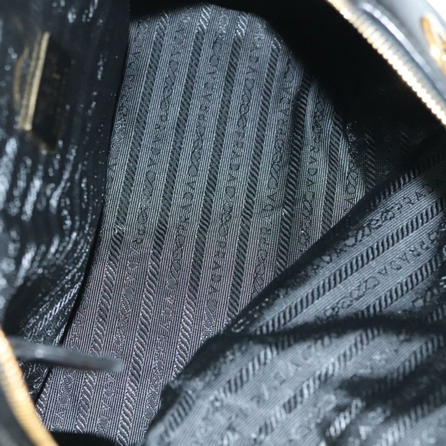 【日本直送】PRADA 鏈條單肩包 皮革 黑色 金色 正品 yk18939-9