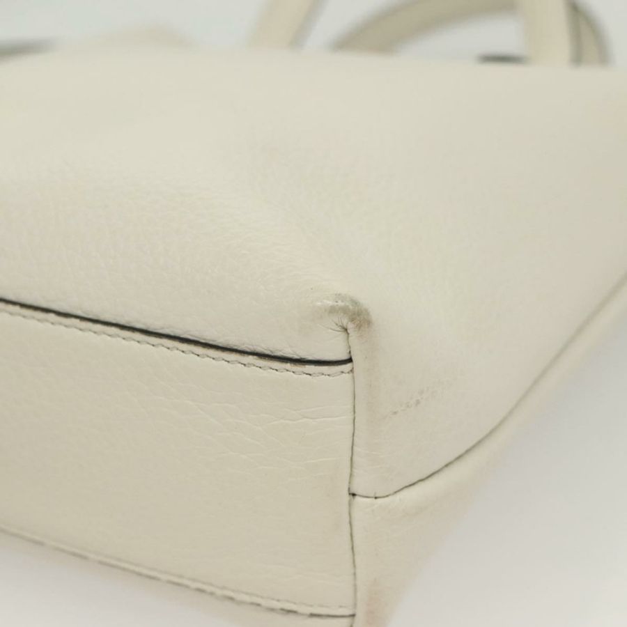【日本直送】Salvatore Ferragamo Gancini 手提包 皮革 2way 白金 Auth 134826-9