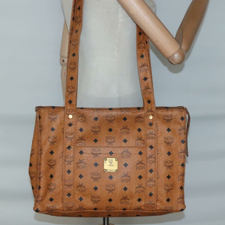 【日本直送】MCM Logoogram Vicetos 單肩包 PVC 皮革 棕色 金色 正品 BA4838-19