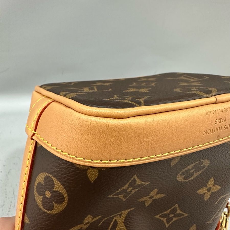 LV M81266 原花金釦 nano noe mini水桶包-5