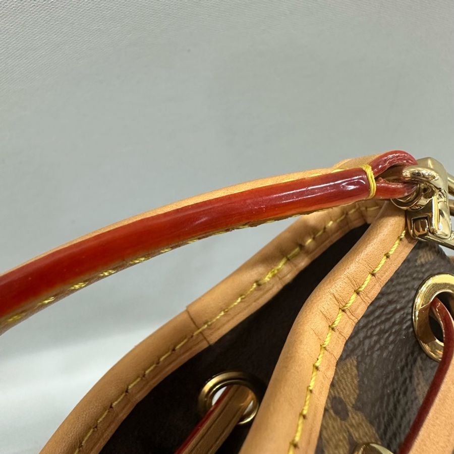 LV M81266 原花金釦 nano noe mini水桶包-19