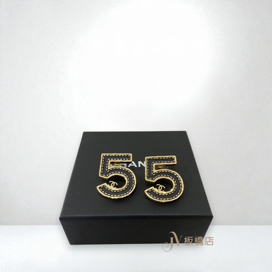 CHANEL 黑金NO.5小雙C耳環/aba836-0
