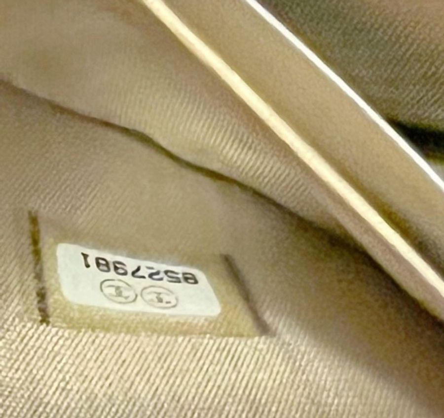 🍒CHANEL LOGO經典荔枝皮拉鍊4卡長夾 3F250911-1-5