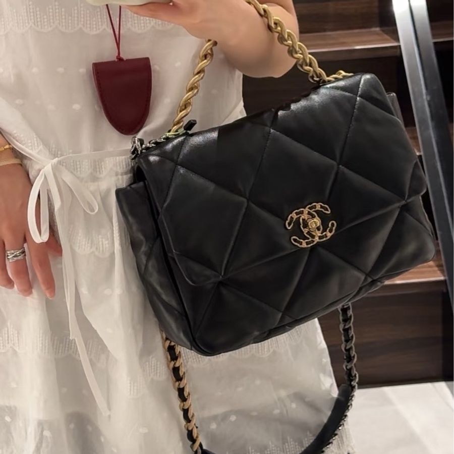 Chanel香奈兒 19bag黑金中號羊皮鏈條包 芯片款-5