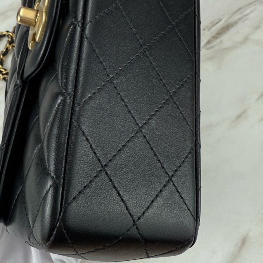 Chanel 香奈兒 經典菱格紋 CF 20 Mini Coco Classis Flap 金手柄 黑金-27