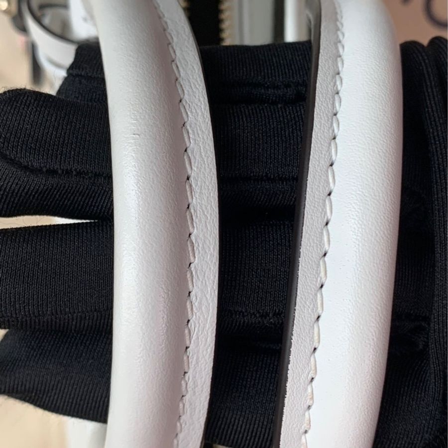 Louis Vuitton onthego east west 情人節限定 手提 斜挎包 🤍-15