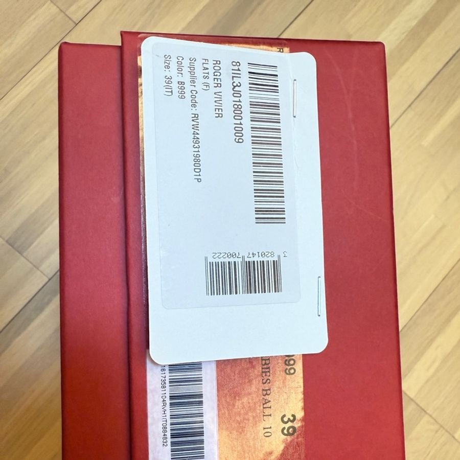 Roger Vivier 帶鑽Tres Viv 瑪莉珍鞋 低跟-14