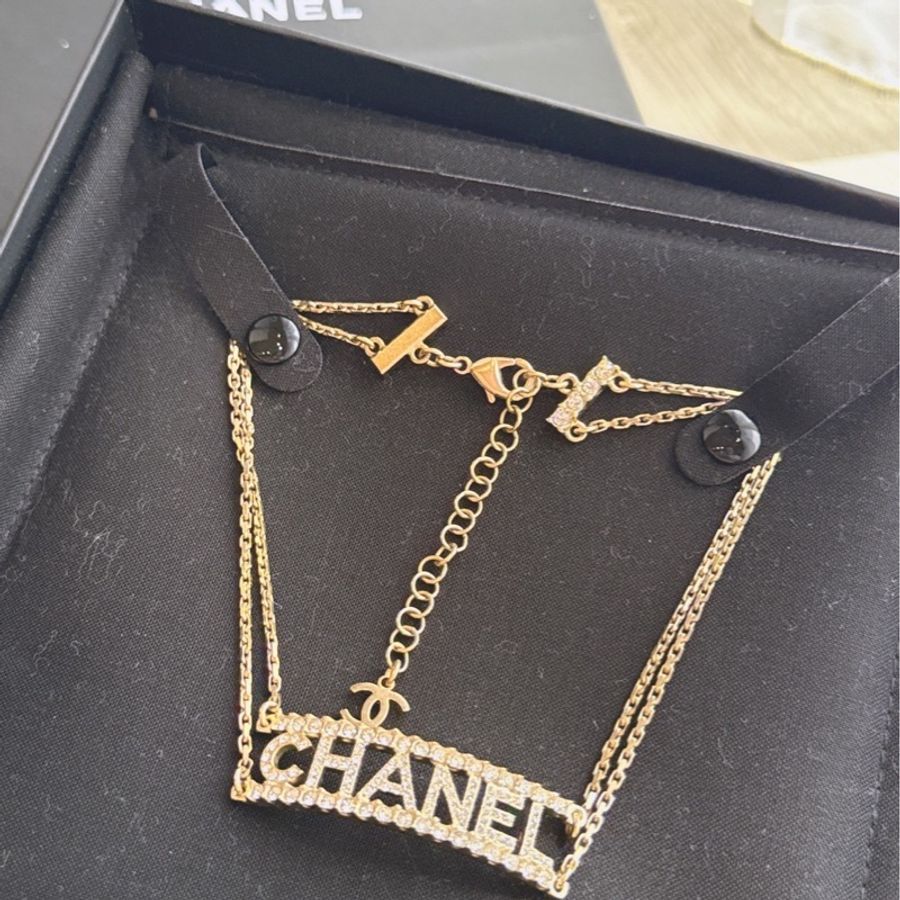 CHANEL 22S水鑽字母項鍊-0