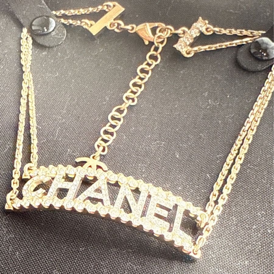 CHANEL 22S水鑽字母項鍊-2