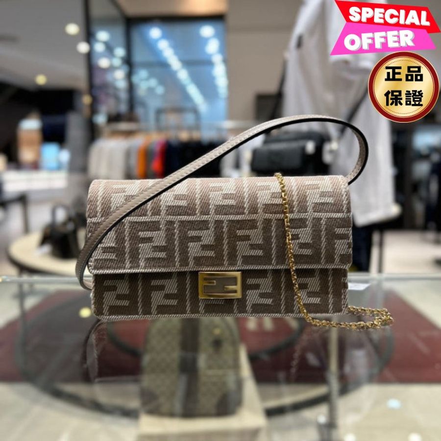 🎉新品好折扣✨Fendi 8M0498 FF 緹花貝貴 Baguette WOC 鏈帶皮夾 米色-0