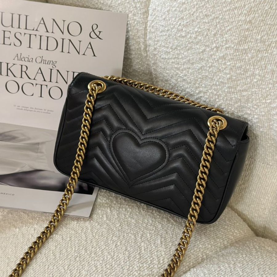 GUCCI Marmont Matelasse斜背包 - 26小號黑金-7