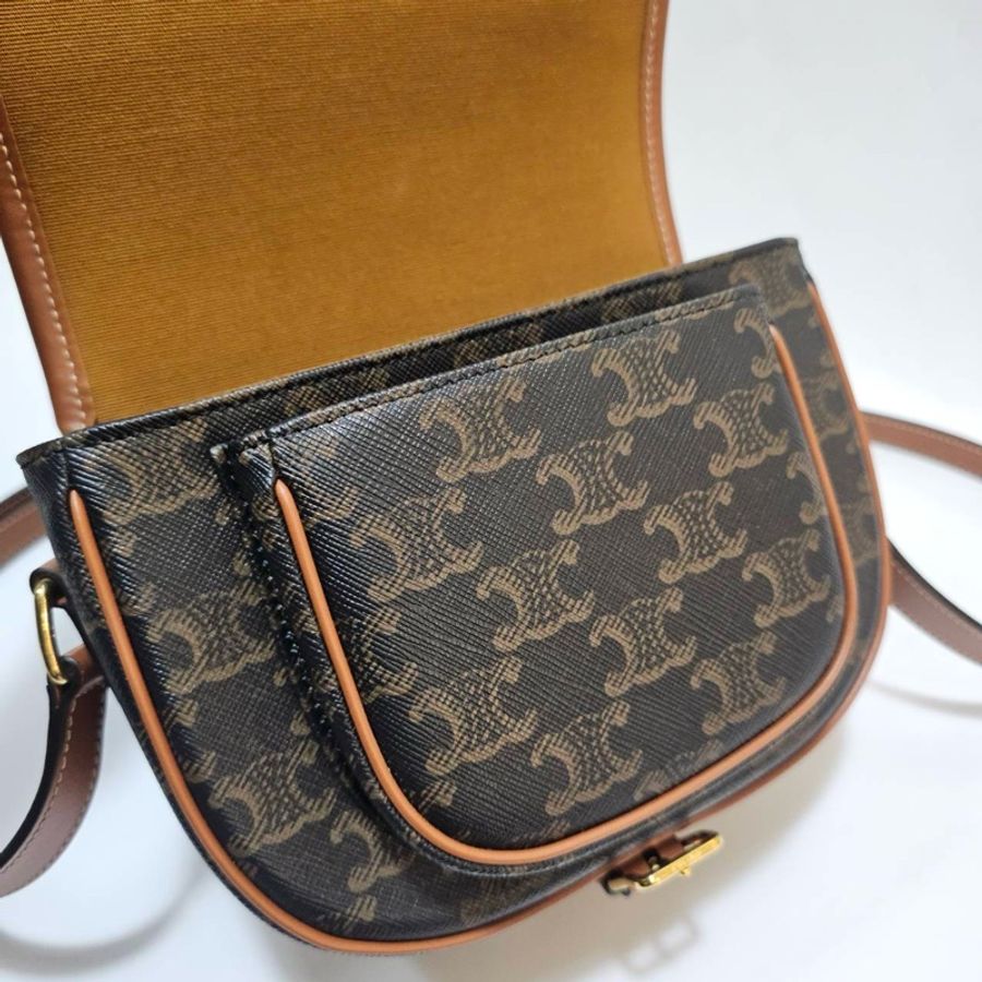 Celine PVC咖牛皮邊中號馬鞍斜背包-9