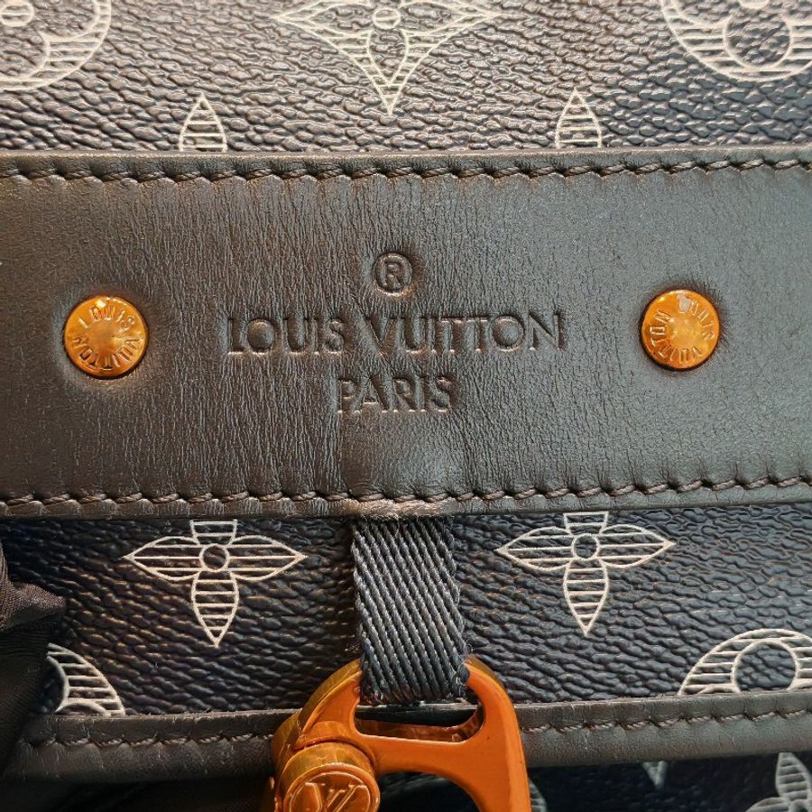 Louis Vuitto Monogram ink discovery backpack-16