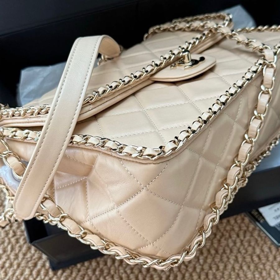 Chanel 香奈兒❤️奶茶色金扣菱格滾邊鏈條cf鏈條包25x16-4