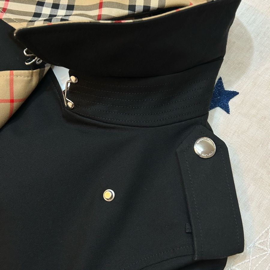 BURBERRY英國格紋翻領黑色風衣UK2-11