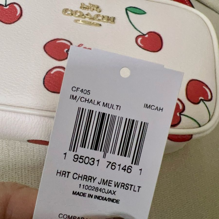 全新COACH 蔻馳 粉紅櫻桃圖印 手拿包 情人節限定 CF405-4