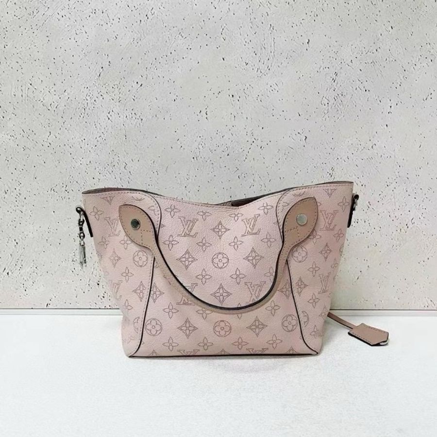 LV Hina bag-2