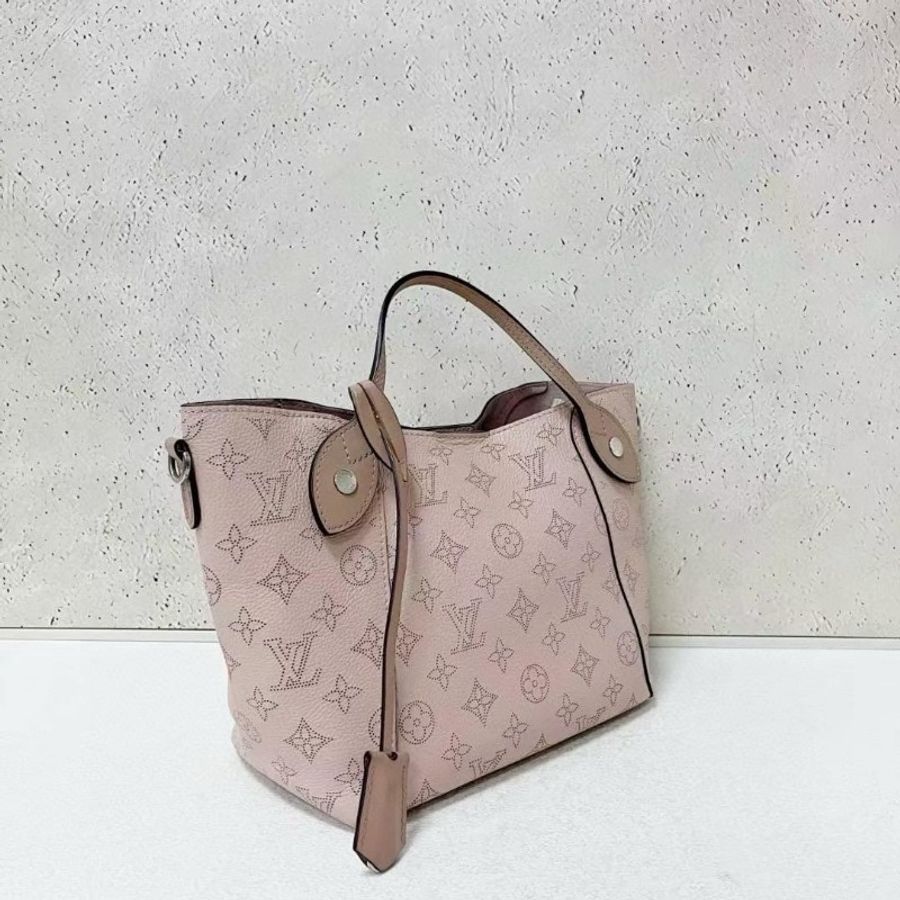LV Hina bag-3