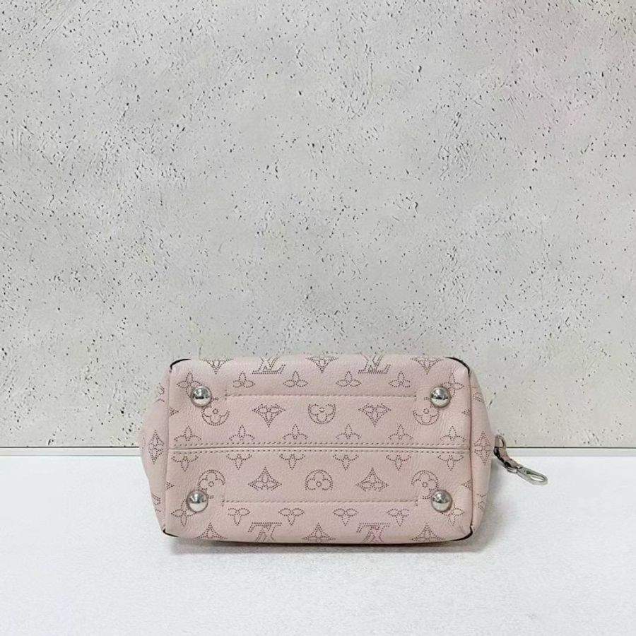 LV Hina bag-4