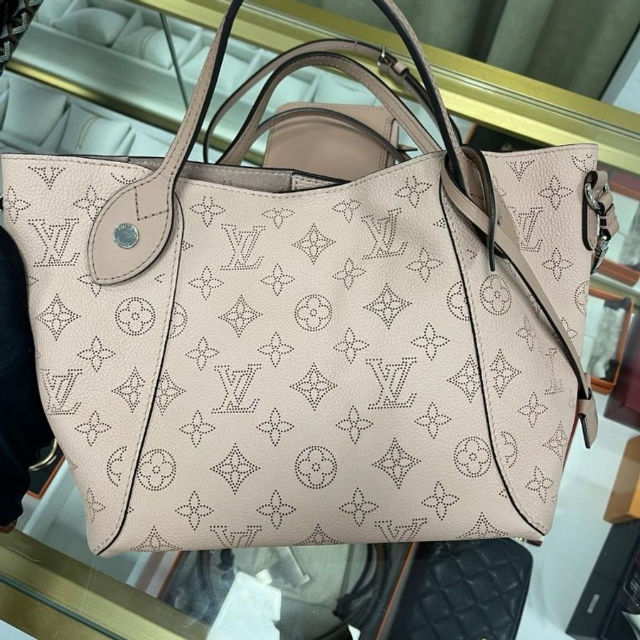 LV Hina bag-8