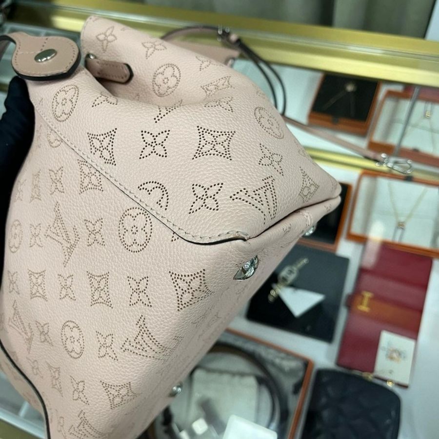 LV Hina bag-13