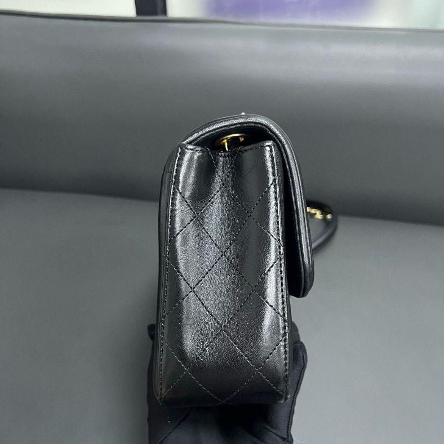 Chanel flap bag-8