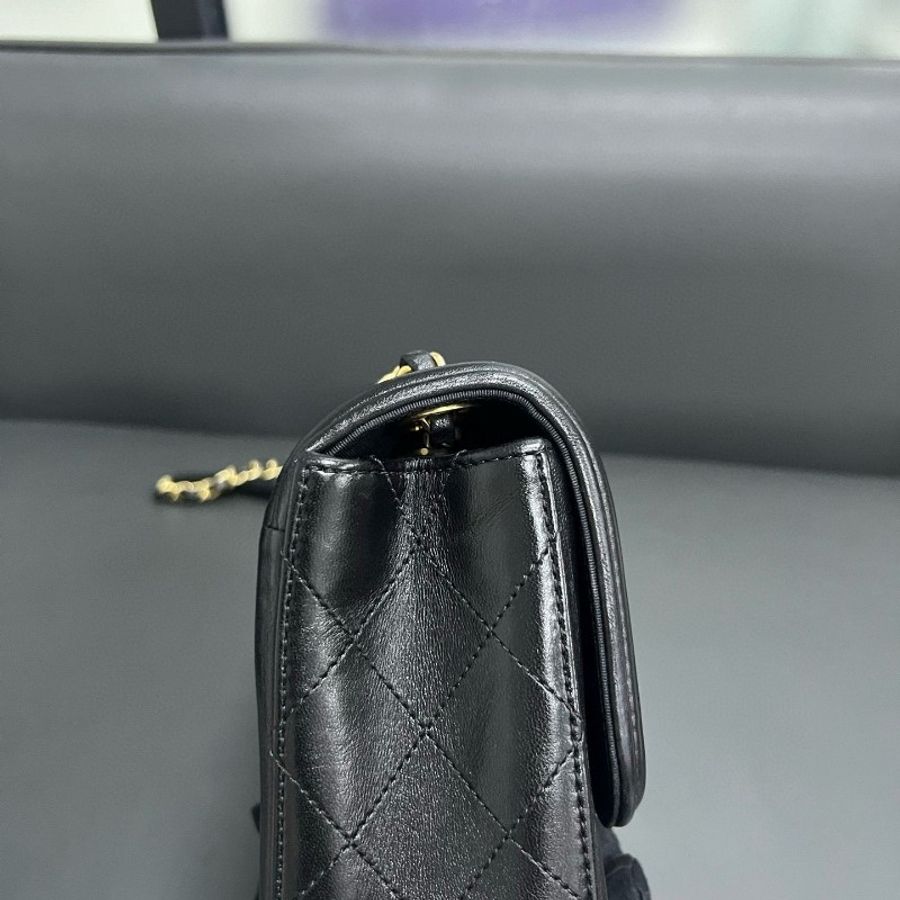 Chanel flap bag-10