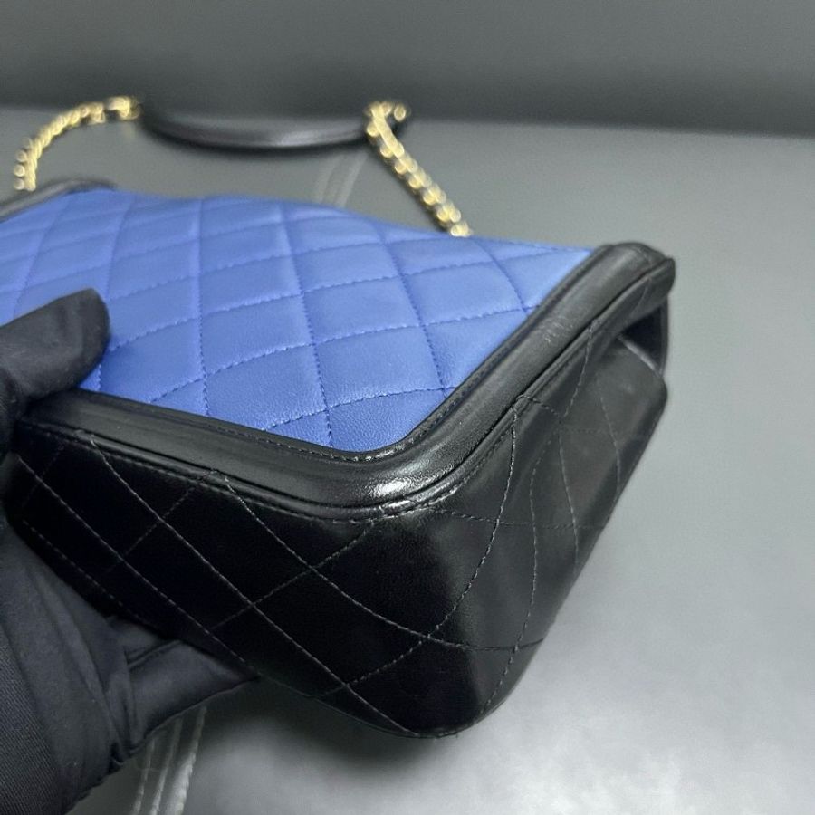 Chanel flap bag-14