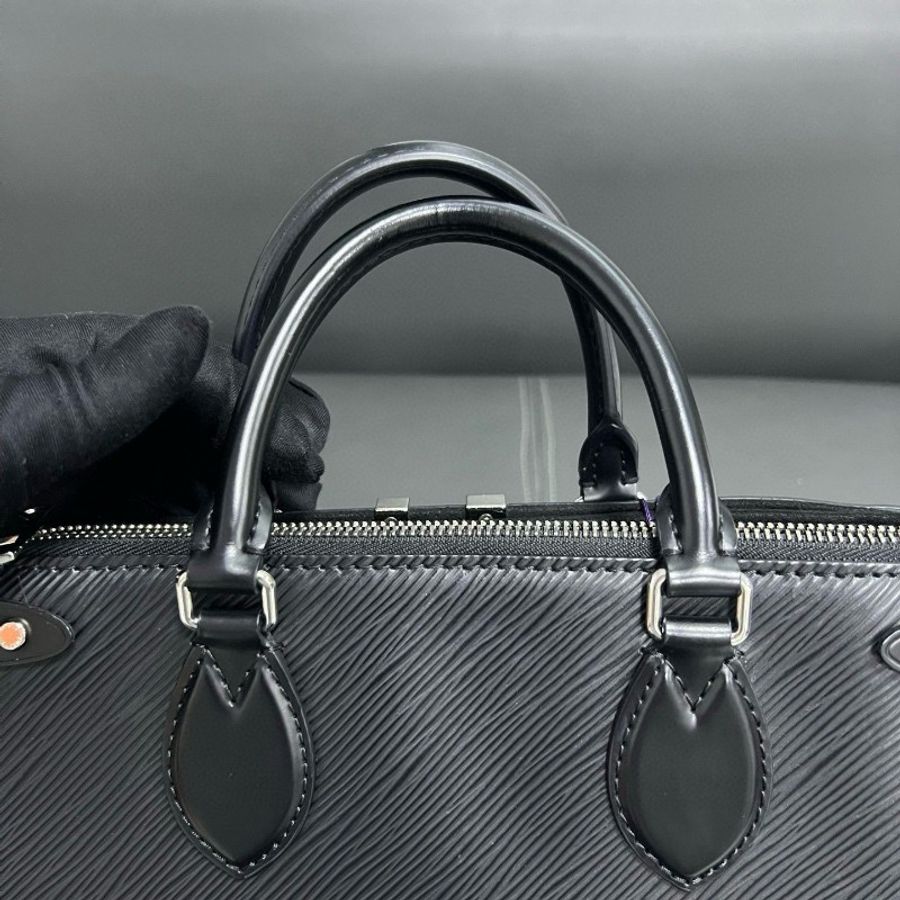 LV GRENELLE TOTE-8