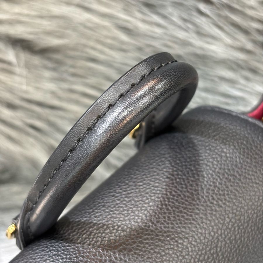 LV M45516 MONTSOURIS BB 黑 荔枝皮 原花 字紋 後背包 手提包 背包 肩背包 斜背包-17